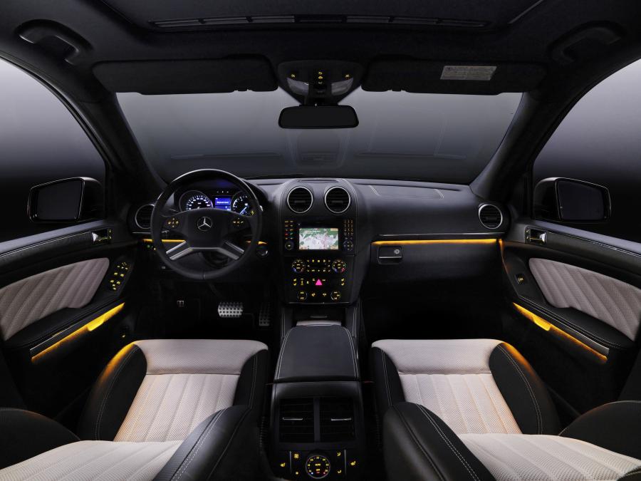 Mercedes-Benz GL-Class Grand Edition 2011 года  (фото 2 из 8)